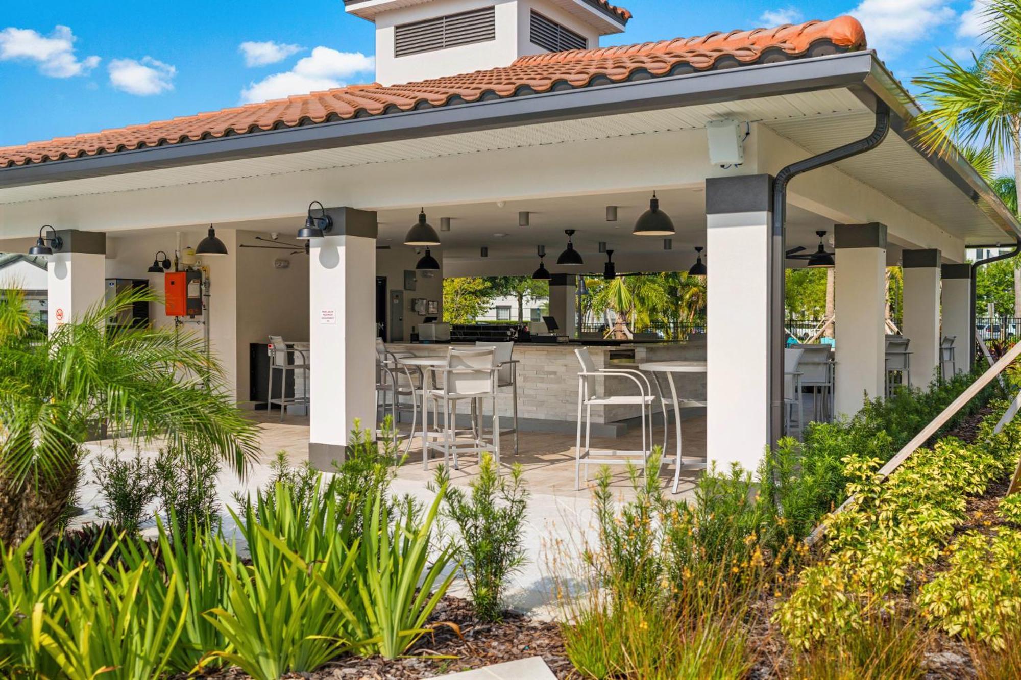 Beautiful Condo W Private Balcony Near Universal Orlando Exterior photo