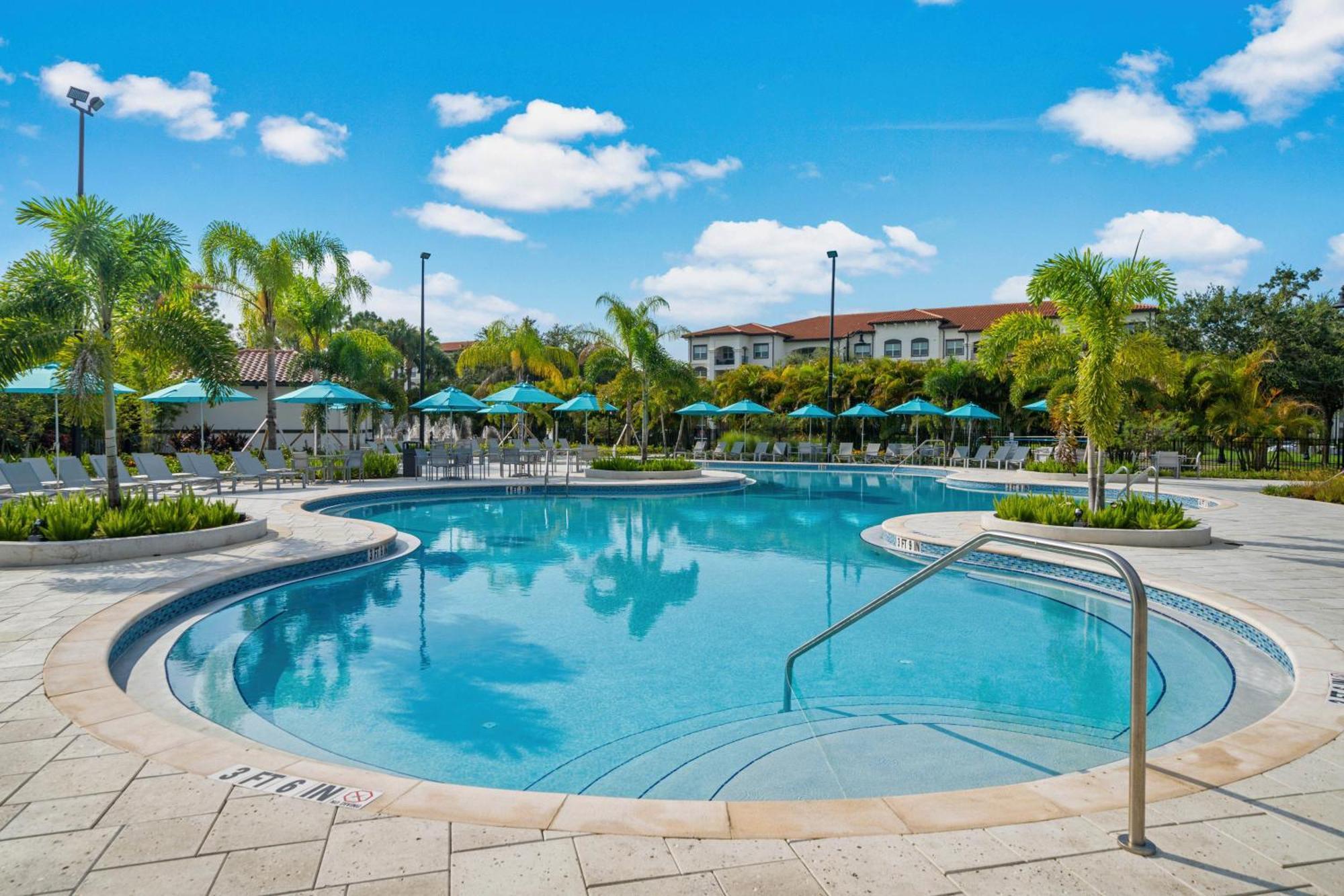 Beautiful Condo W Private Balcony Near Universal Orlando Exterior photo